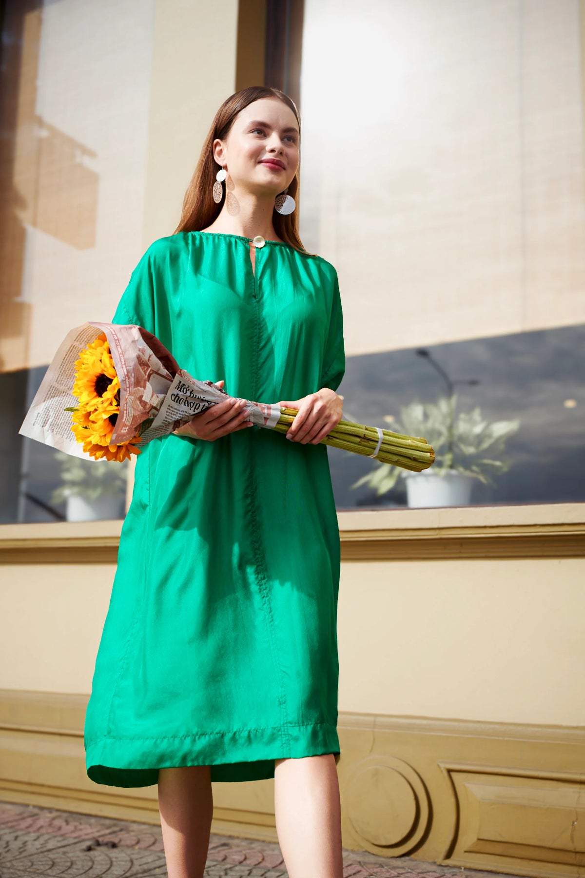 Đầm oversize lụa tơ tằm xanh ngọc lục bảo thời trang Hity