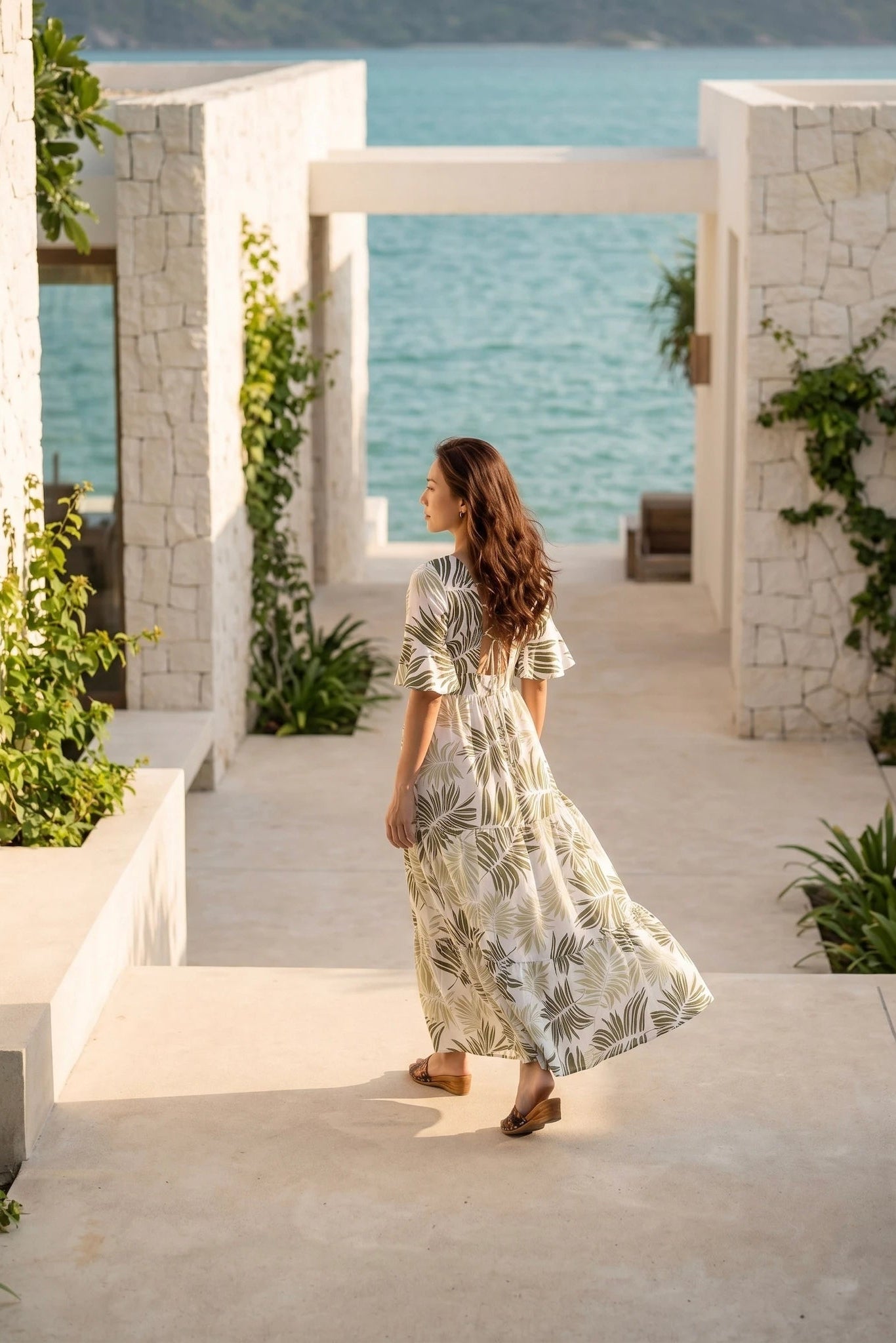 Đầm maxi hở lưng linen xanh lá cọ thời trang Hity