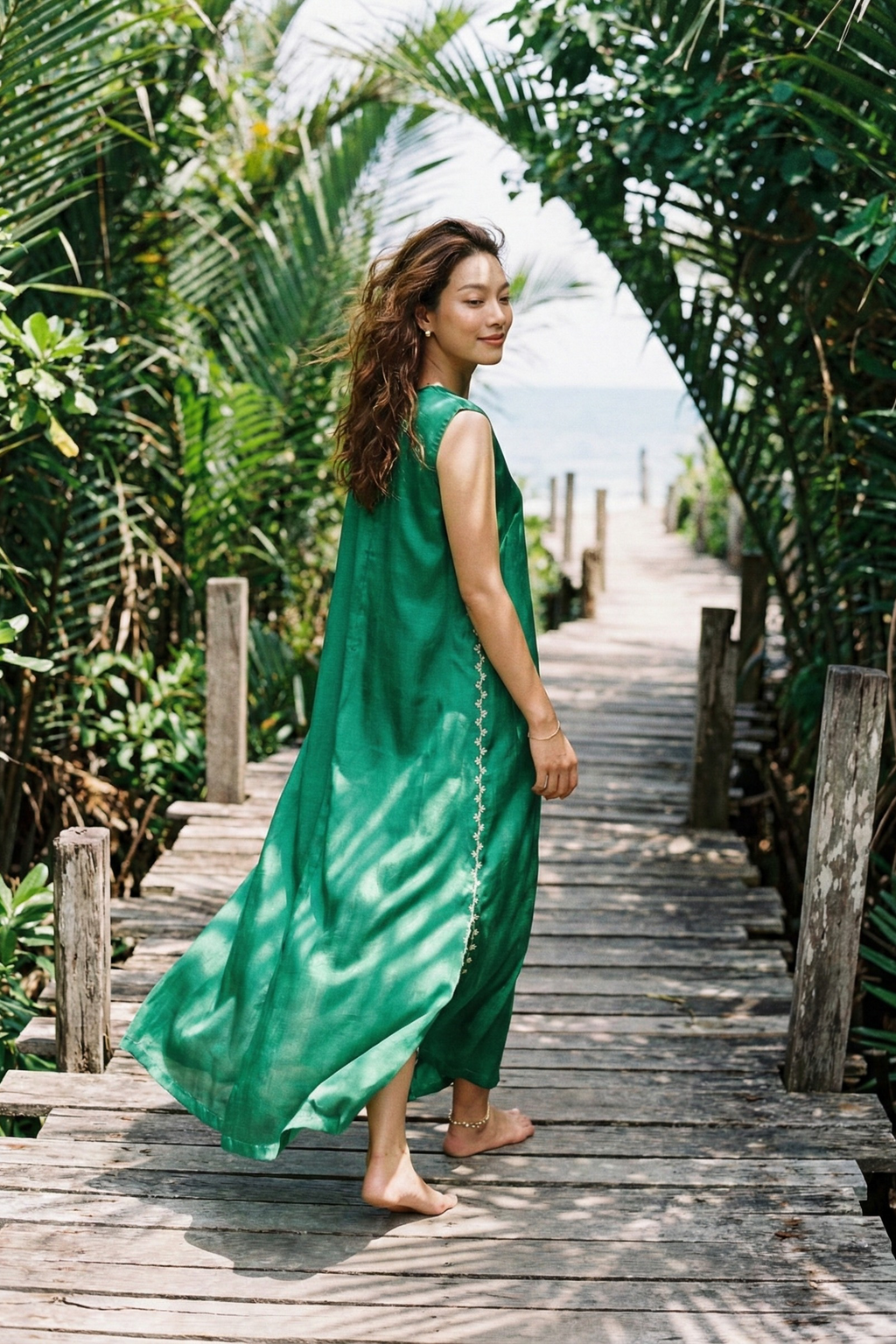 Đầm maxi lụa tơ tằm thêu tay thời trang Hity