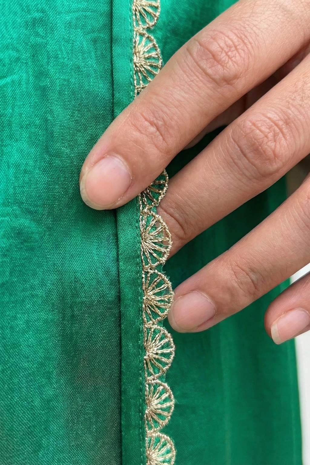 Đầm maxi lụa tơ tằm thêu tay thời trang Hity