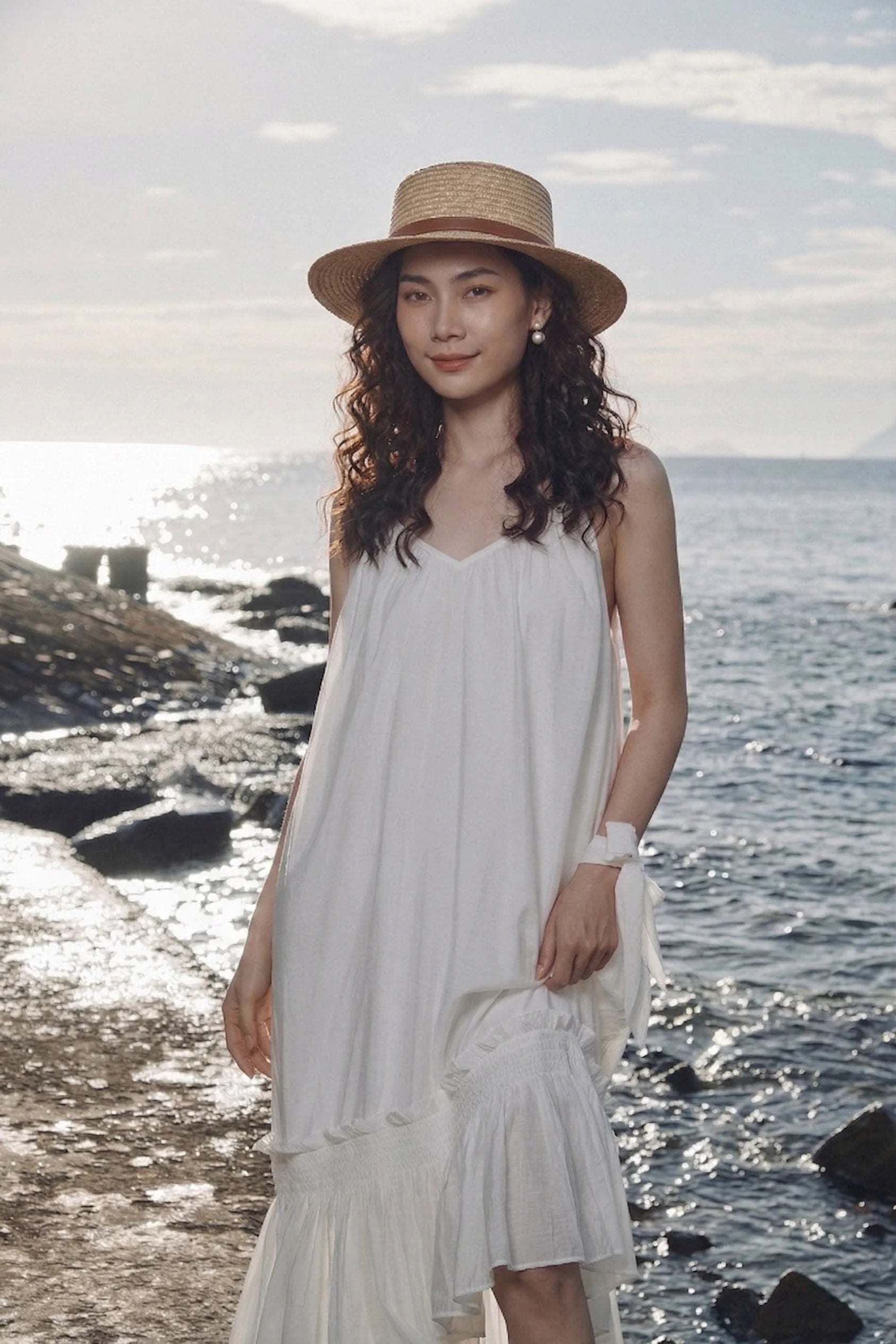 Đầm midi hai dây cotton trắng thời trang Hity