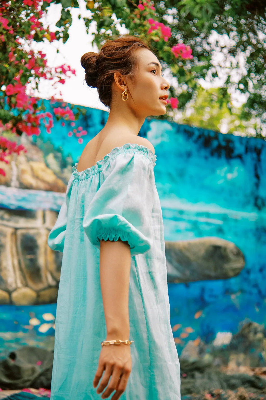 Đầm midi trễ vai linen thêu tay xanh pastel thời trang Hity