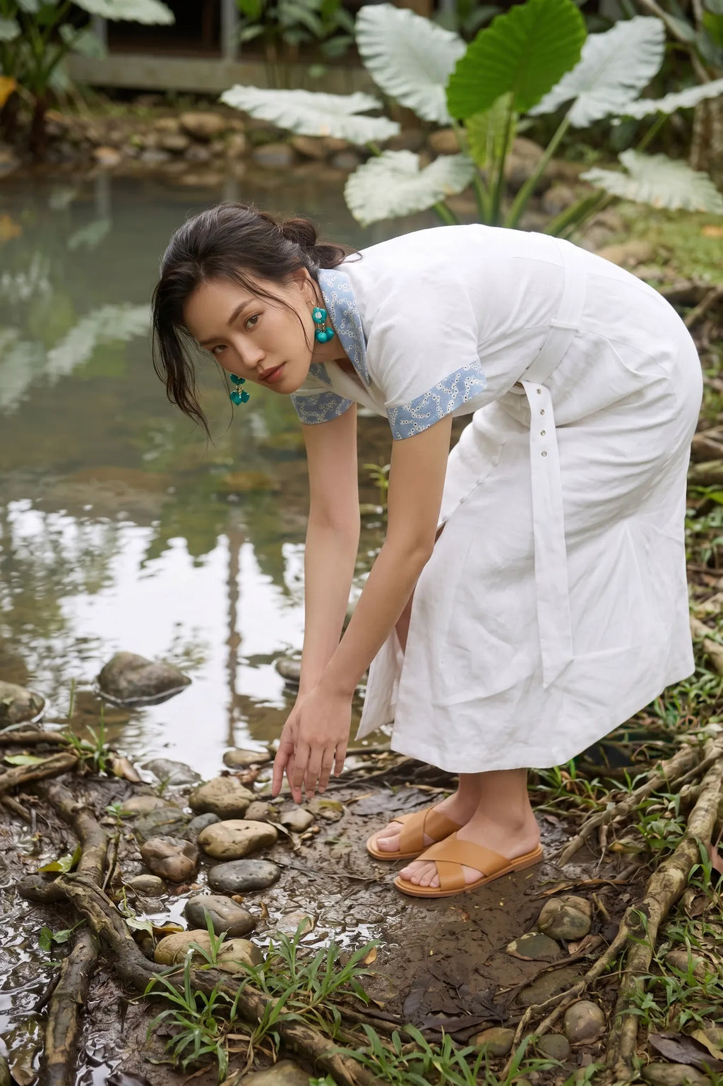 Đầm sơ mi maxi linen trắng phối ren thêu thời trang Hity