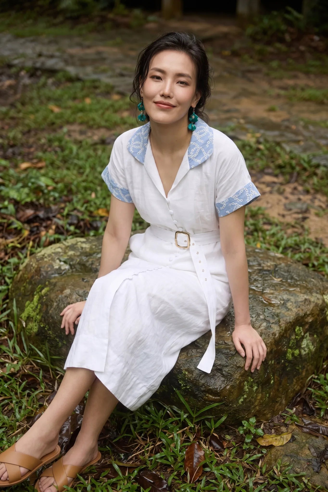 Đầm sơ mi maxi linen trắng phối ren thêu thời trang Hity
