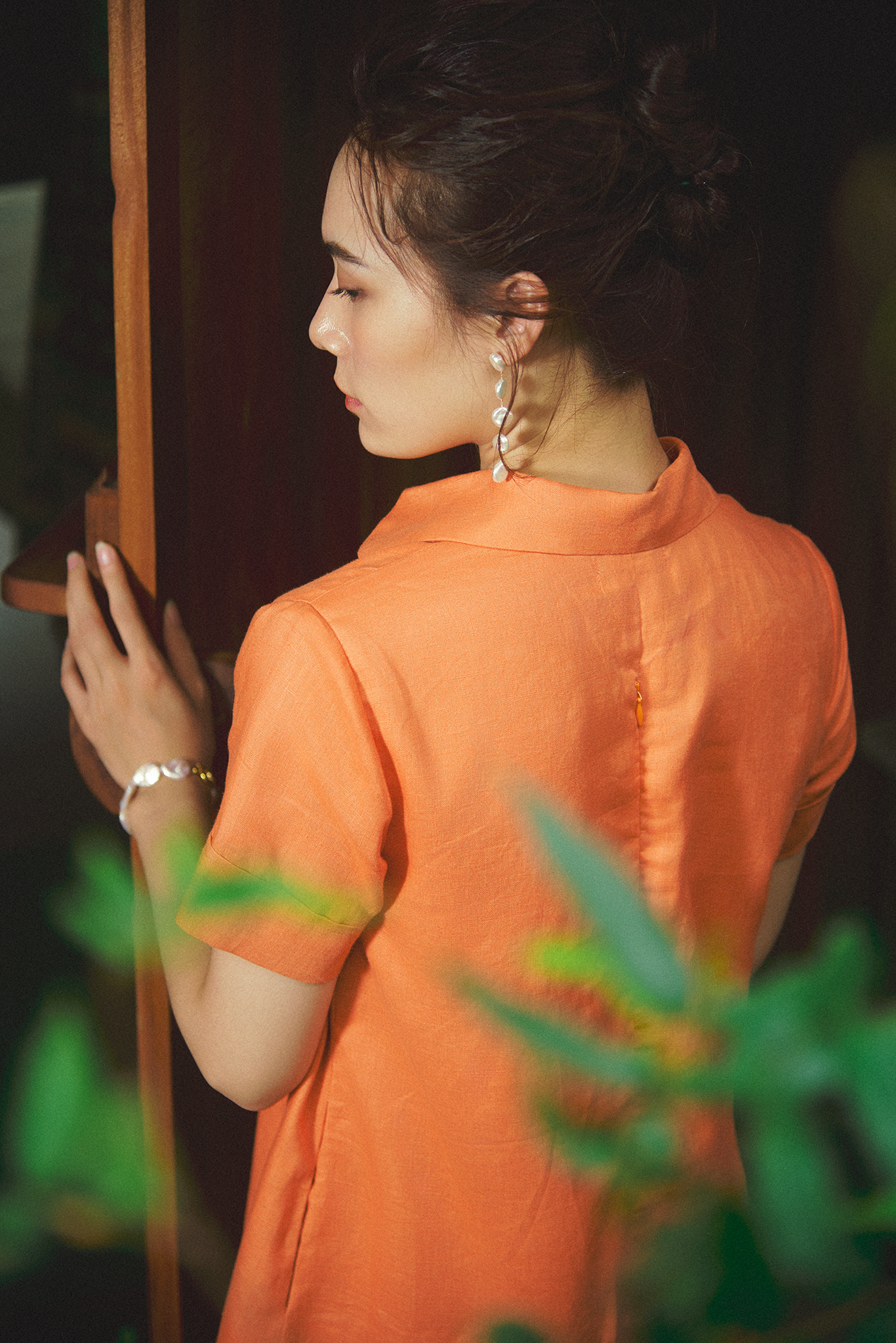 Đầm sơ mi linen thêu tay rút chỉ thời trang Hity