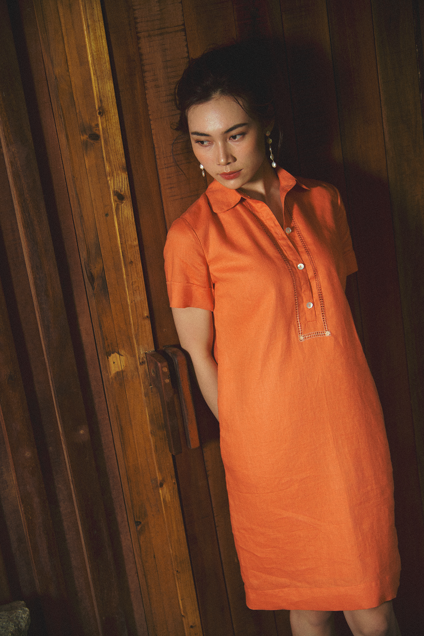 Đầm sơ mi linen thêu tay rút chỉ thời trang Hity