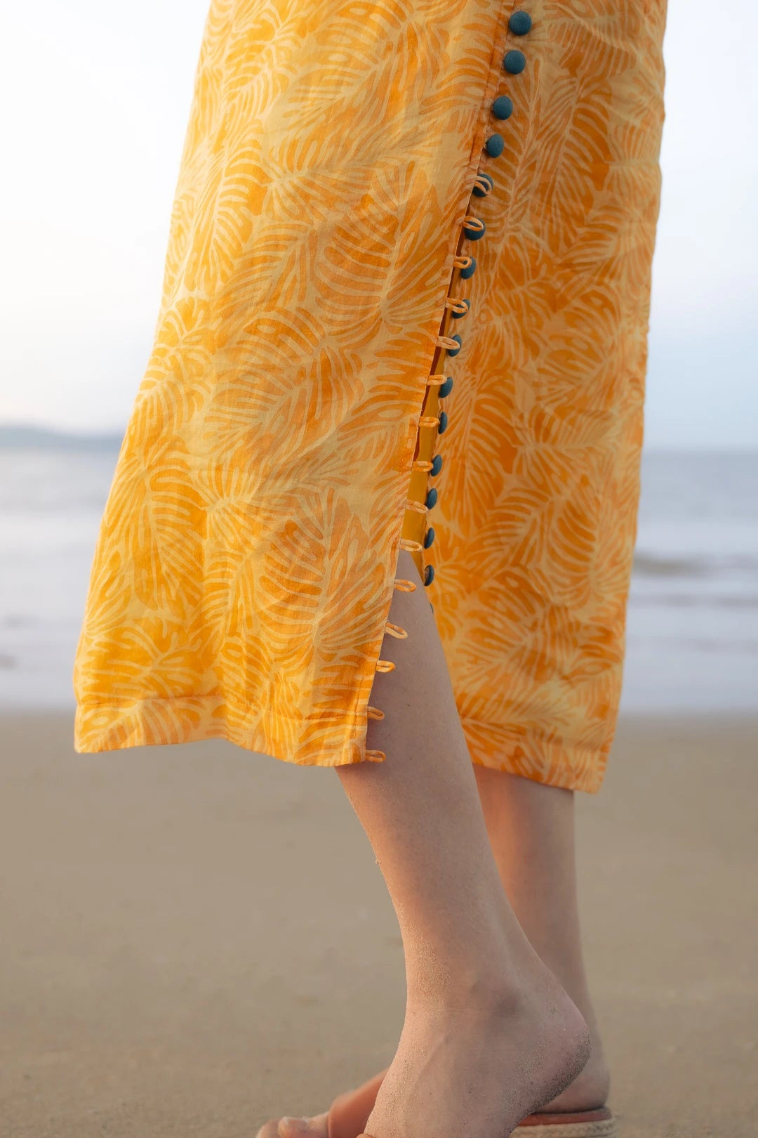 Đầm midi hai dây linen lá cọ thời trang Hity