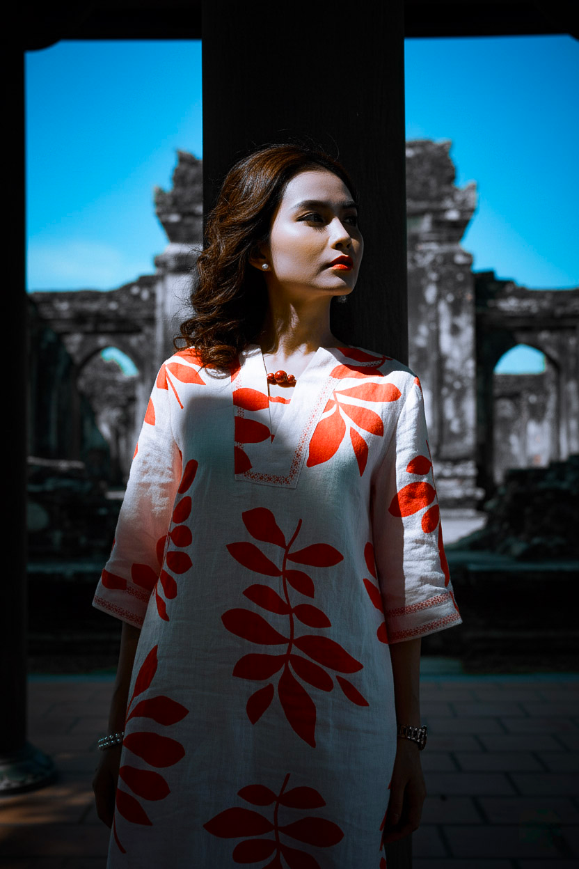 Đầm suông linen lá đỏ thêu lắc tay thời trang Hity