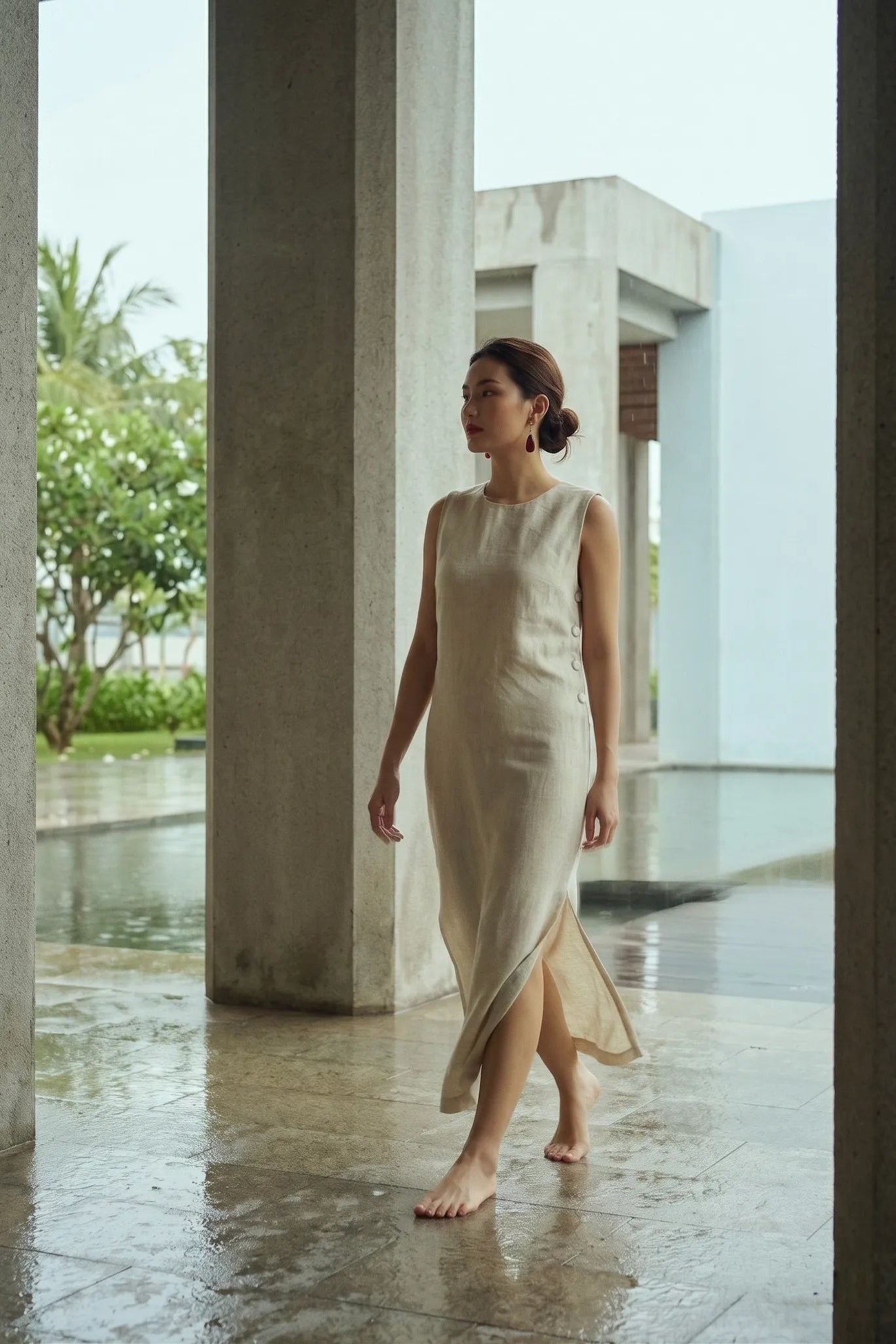 Đầm suông xẻ tà linen xám thời trang Hity