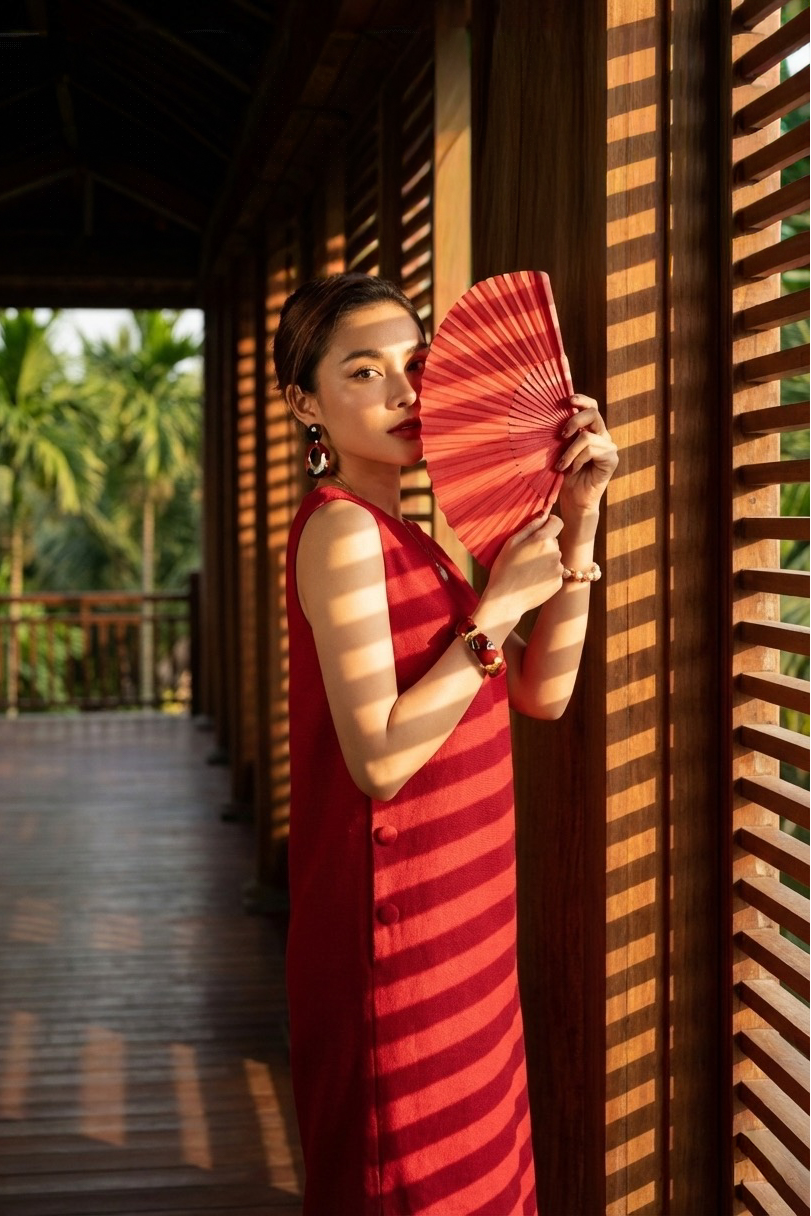 Đầm suông xẻ tà cotton đỏ thời trang Hity