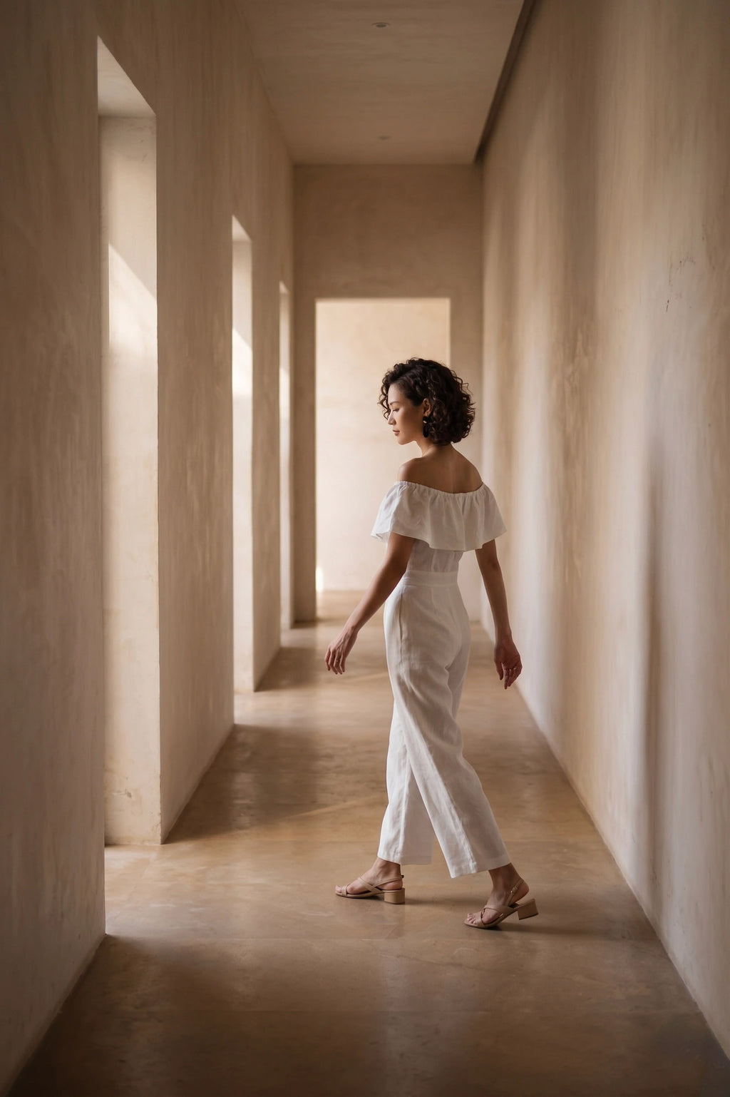 Đồ bay bộ áo liền quần jumpsuit linen trắng thời trang Hity