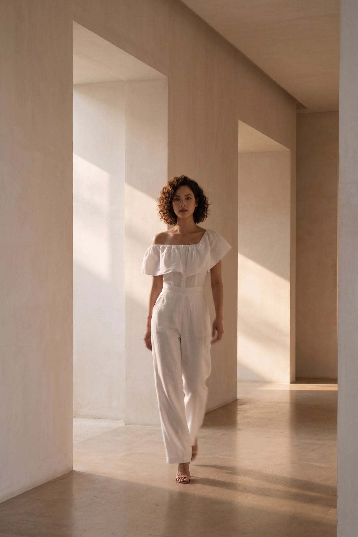 Đồ bay bộ áo liền quần jumpsuit linen trắng thời trang Hity