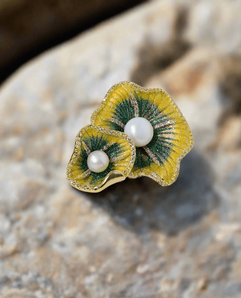 Cài Áo Ngọc Trai Baroque Sen - Hity