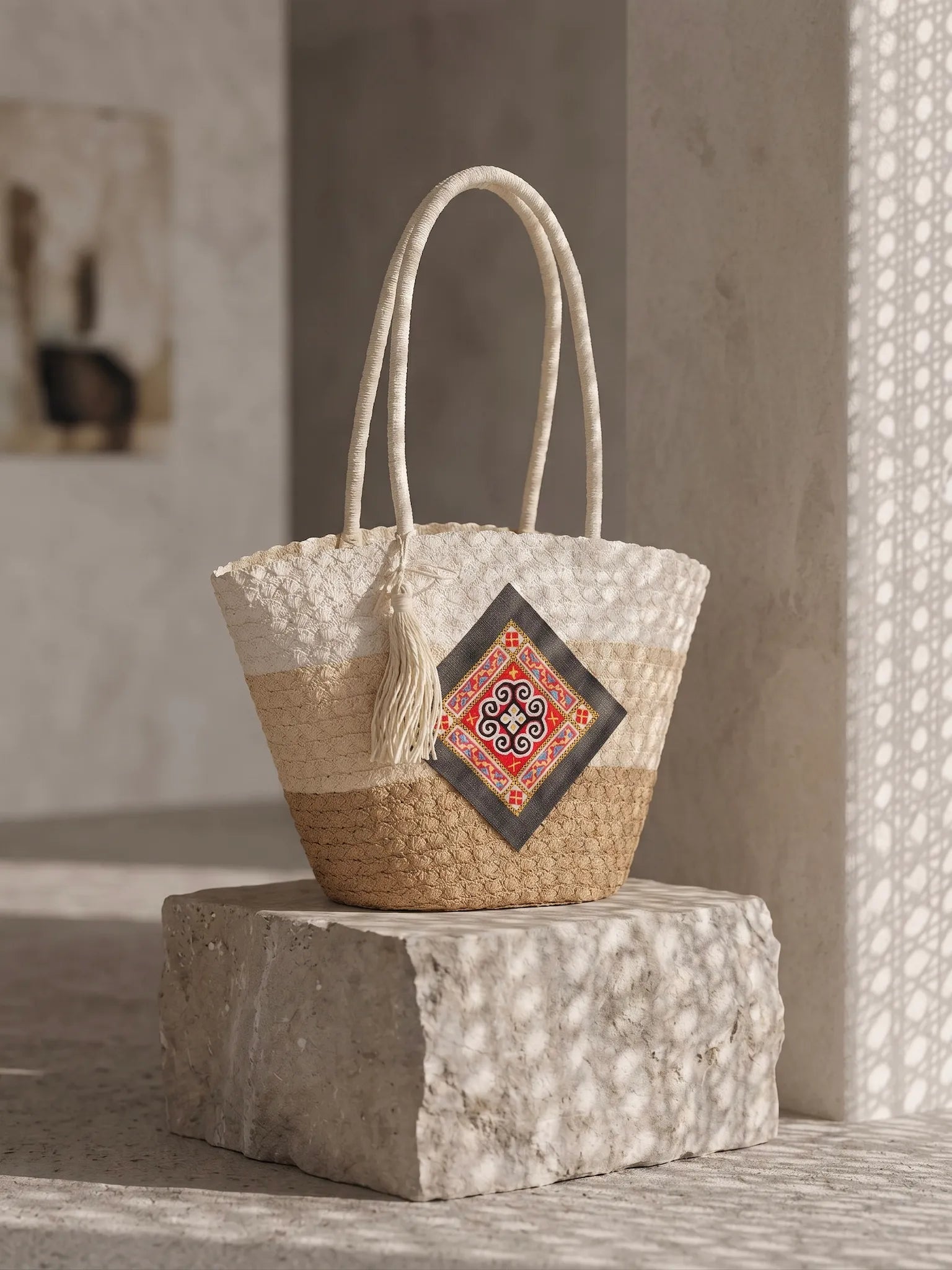 Giỏ cói phối thổ cẩm dáng tote thời trang Hity