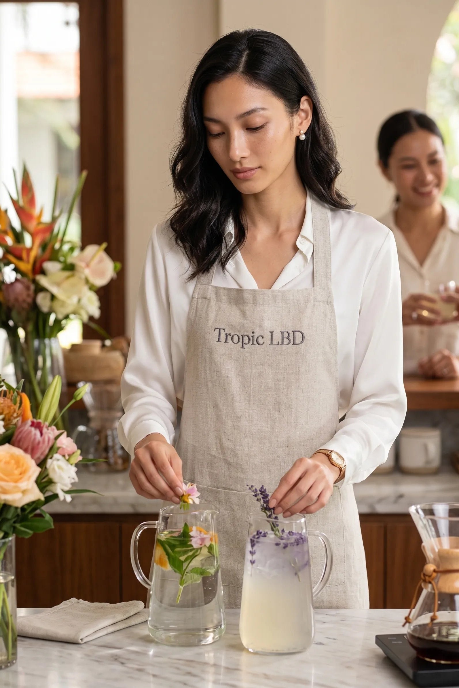 Tạp dề linen thêu tay apron thời trang Hity