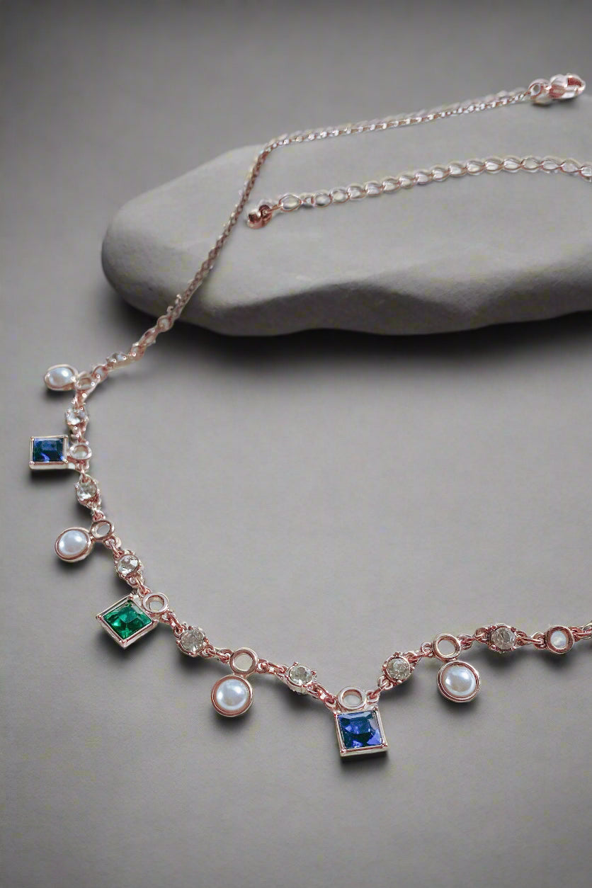 Vòng cổ charm pha lê thời trang Hity