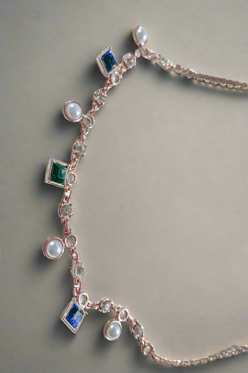 Vòng cổ charm pha lê thời trang Hity