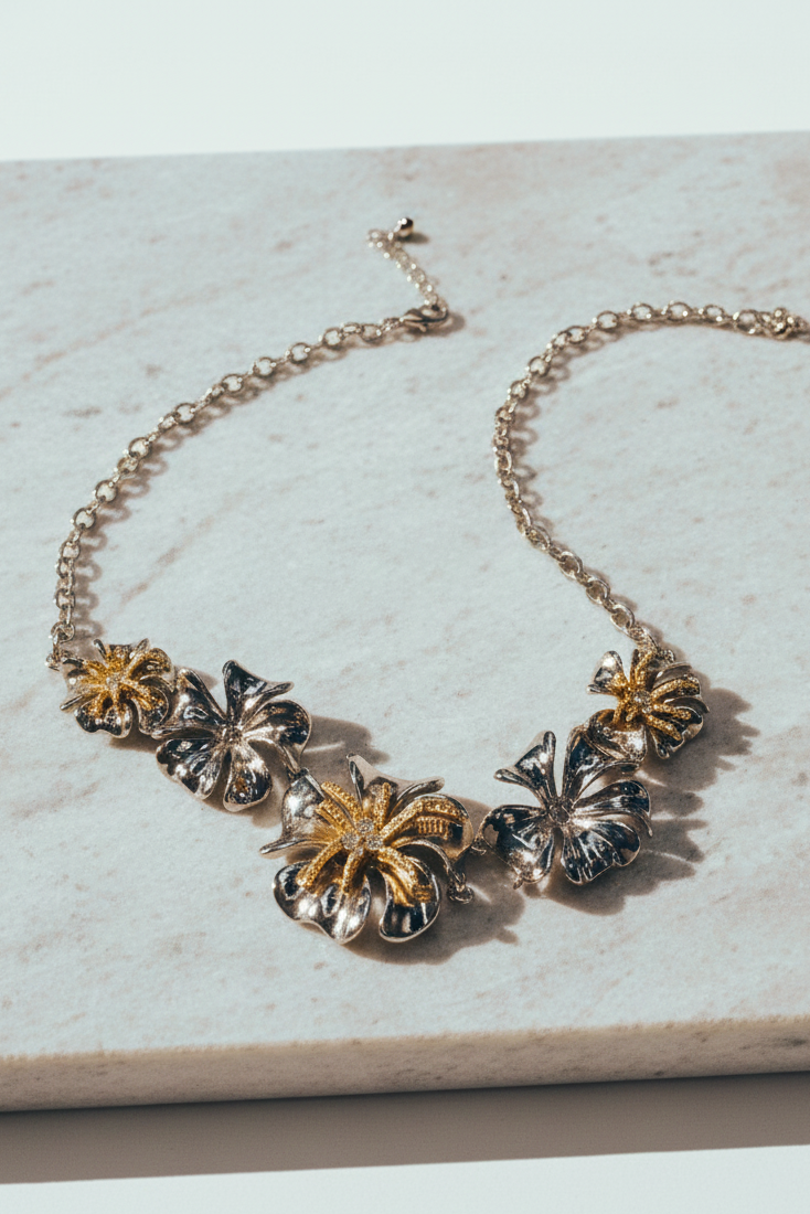 Vòng cổ statement mặt hoa bảng to thời trang Hity