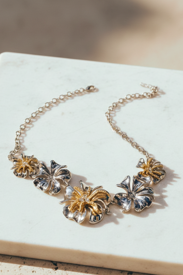 Vòng cổ statement mặt hoa bảng to thời trang Hity