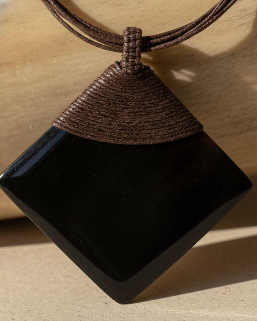 Vòng cổ mặt sừng trâu thời trang Hity