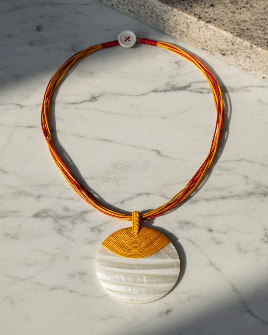 Vòng cổ mặt xà cừ thời trang Hity