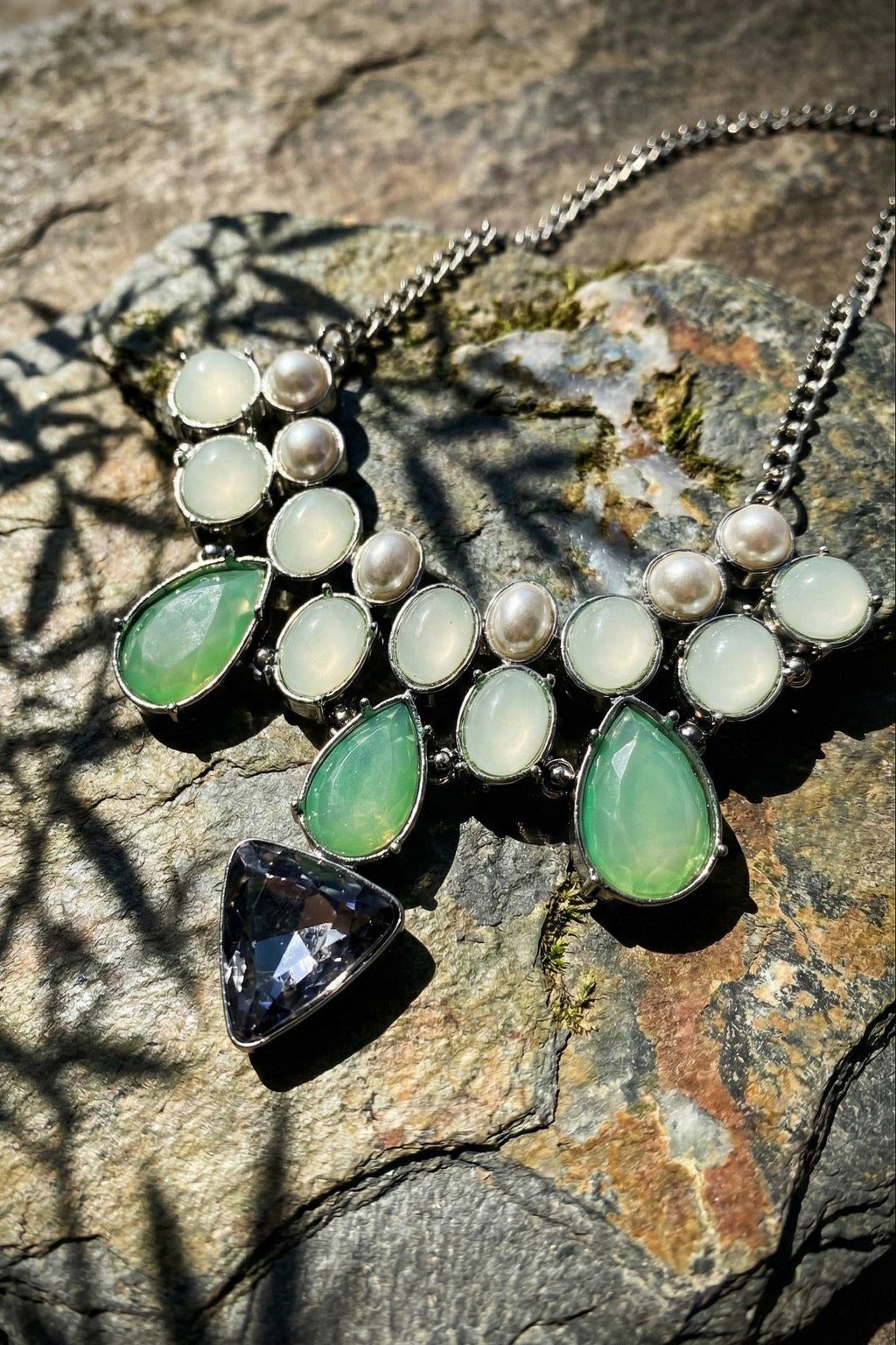 Vòng cổ pha lê xanh thời trang Hity