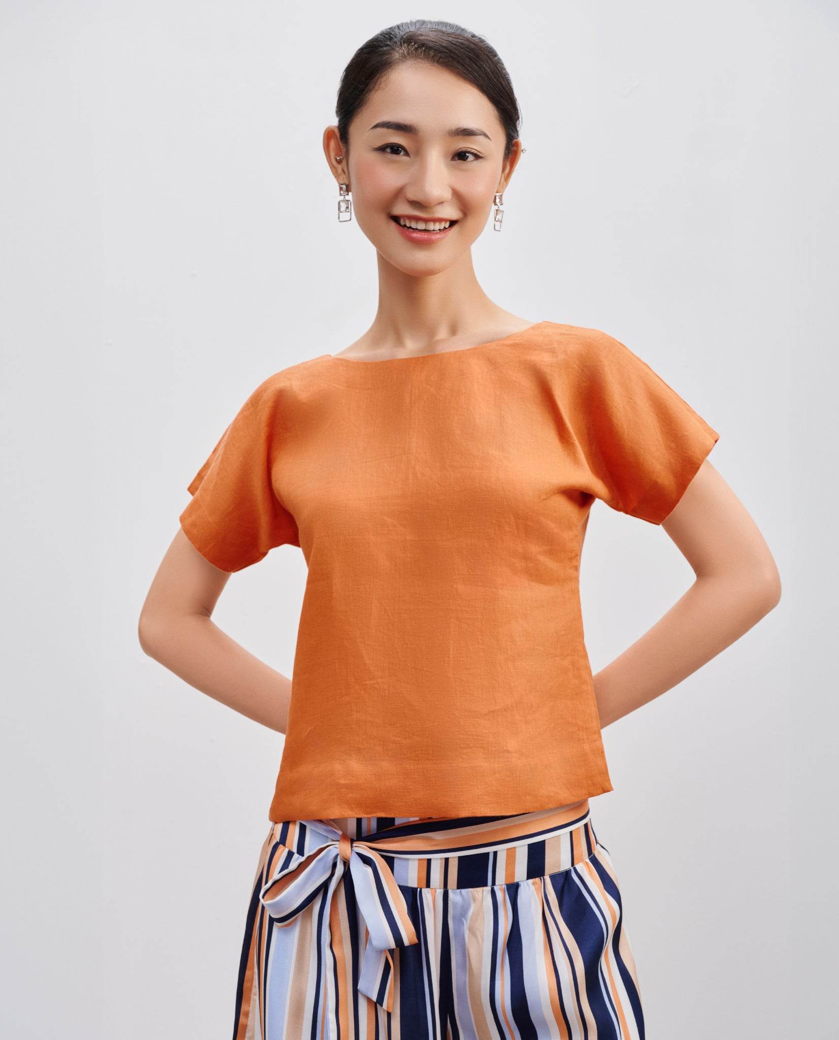 Áo Cổ Tròn Linen Mơ Nghiền TOP210 - Hity