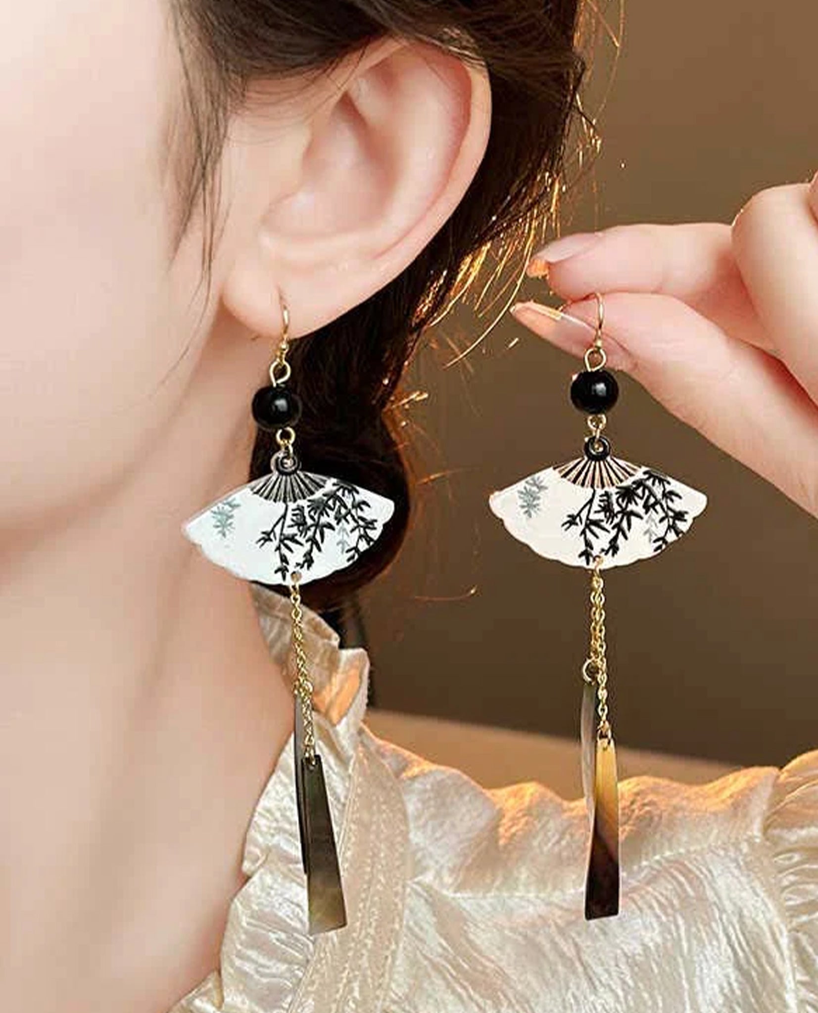 Bông tai cánh quạt khuyên tai trang sức phụ kiện phong cách cổ trang | Thời trang bền vững Hity