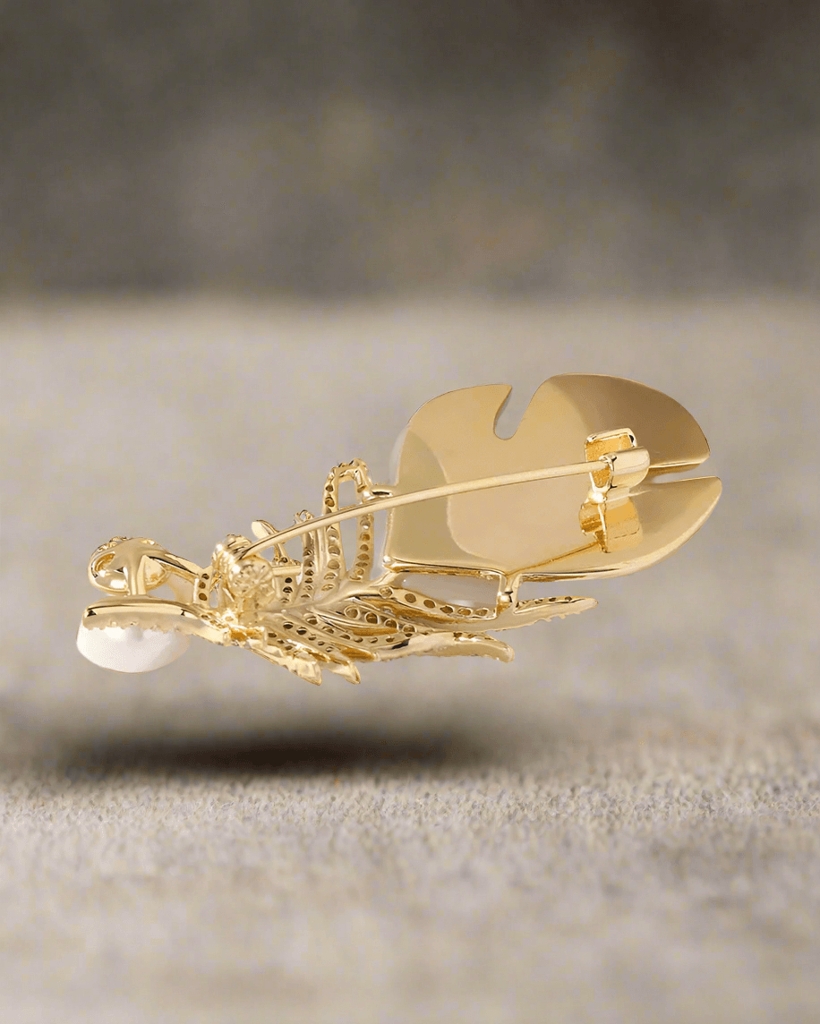 Cài Áo Xà Cừ Baroque Vũ - Hity