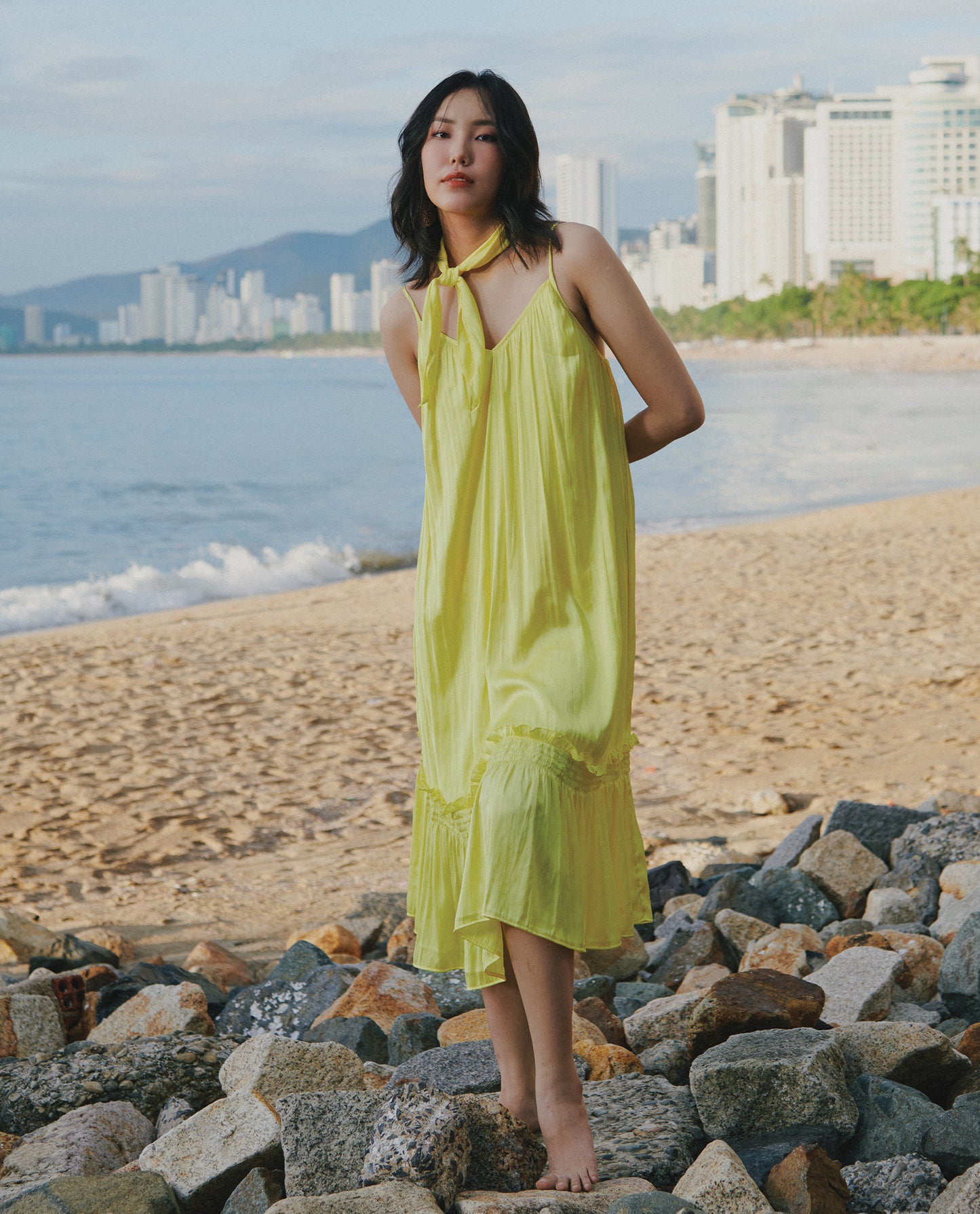 Đầm Midi Hướng Dương DRE192