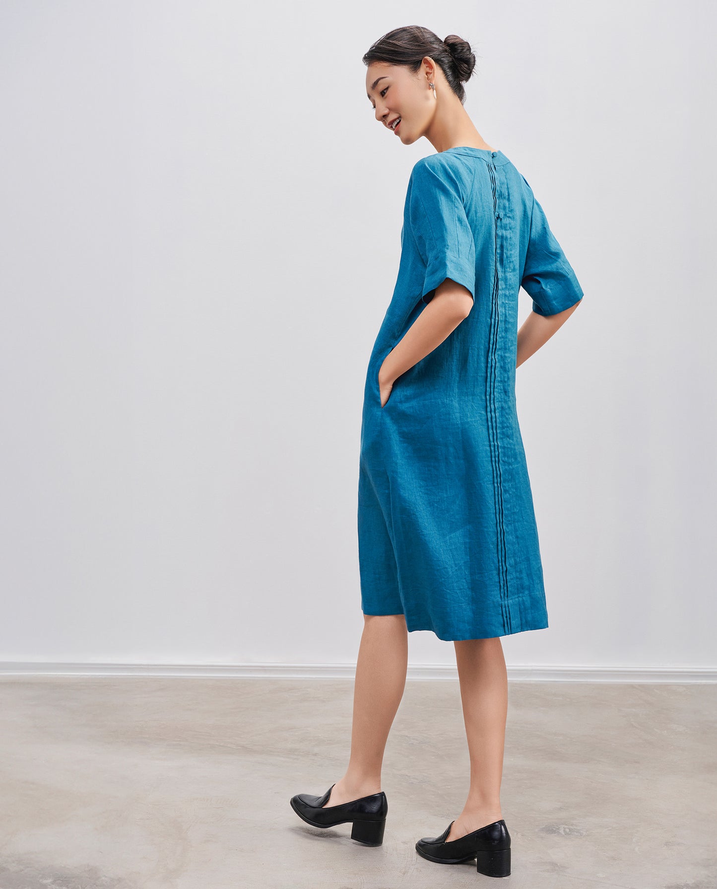 Đầm Suông Linen Khuê DRE185