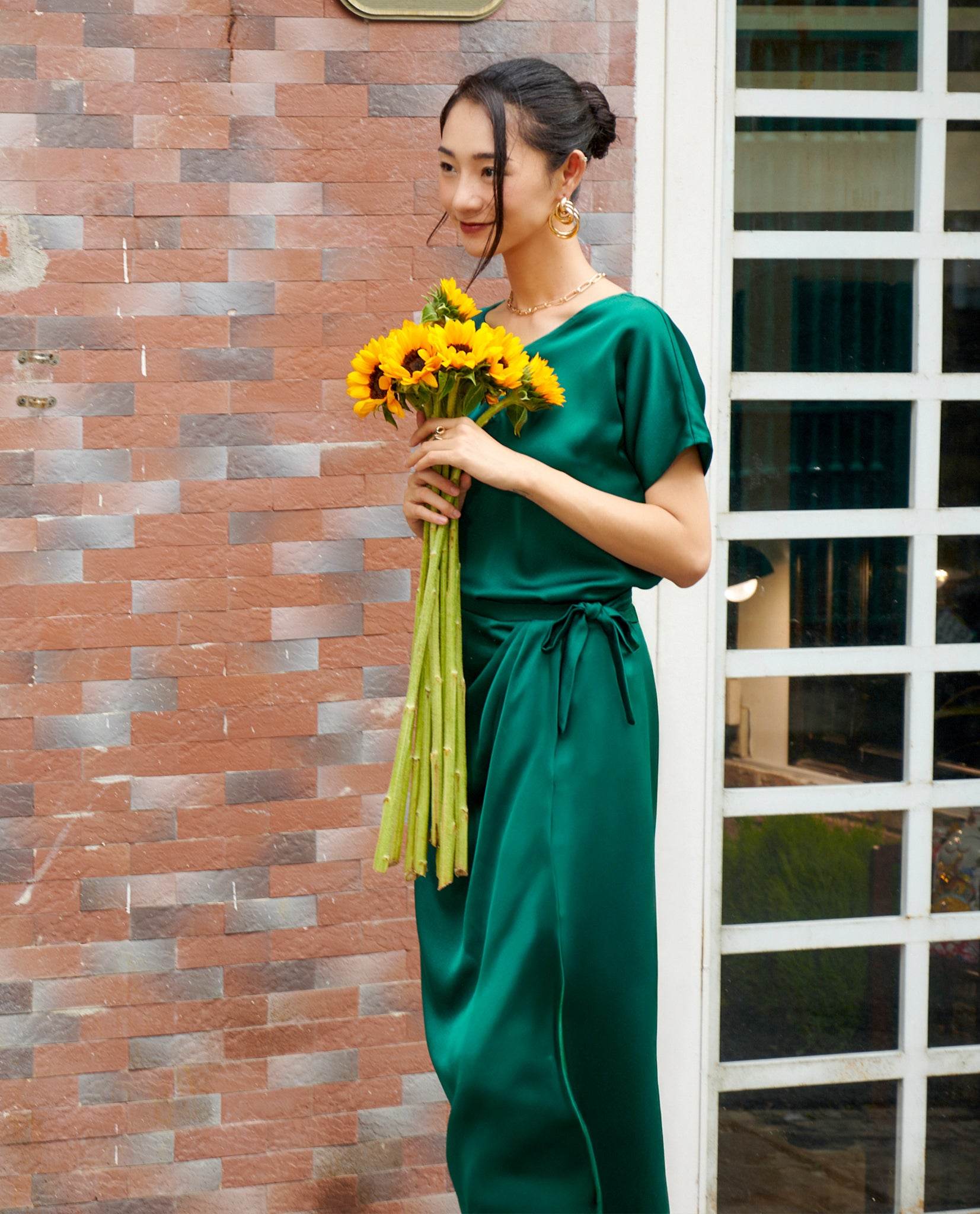 Váy Xẻ Đùi Cúc Phương SKI046 - Hity