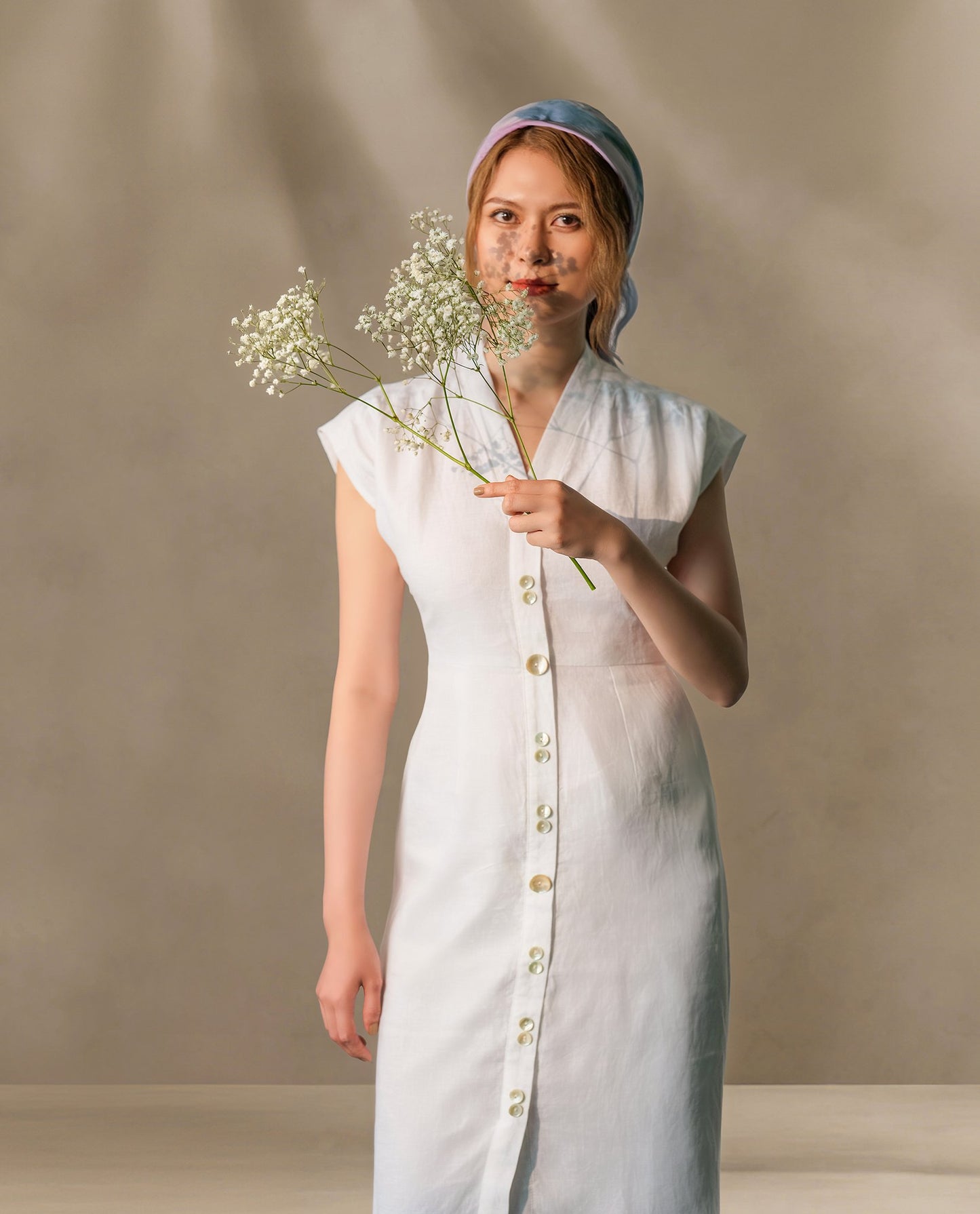 Đầm ôm linen vải lanh trắng Thời trang thiết kế Hity