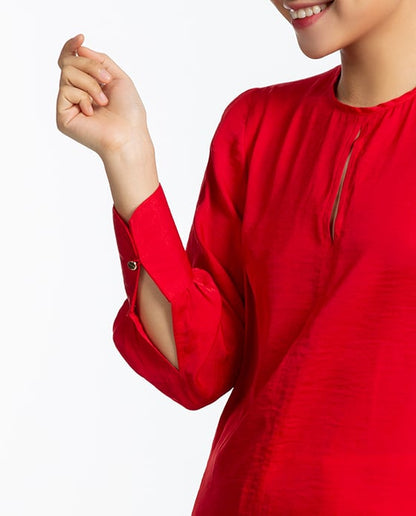 Áo Cổ Tròn Scarlet TOP103