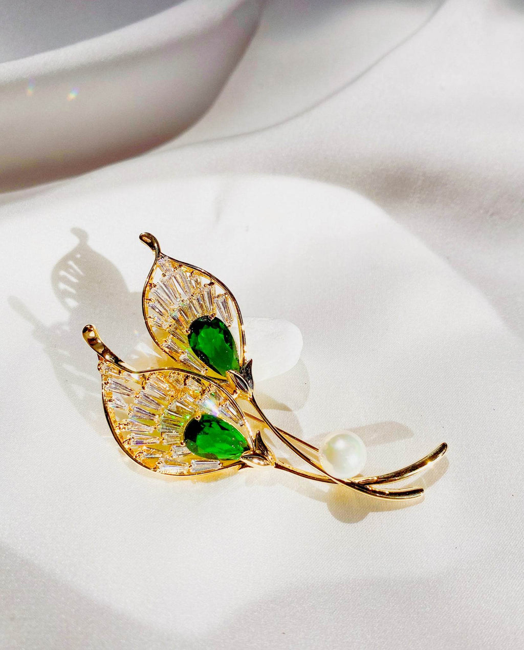 Cài Áo Lys Emerald ACC146.25 - Hity