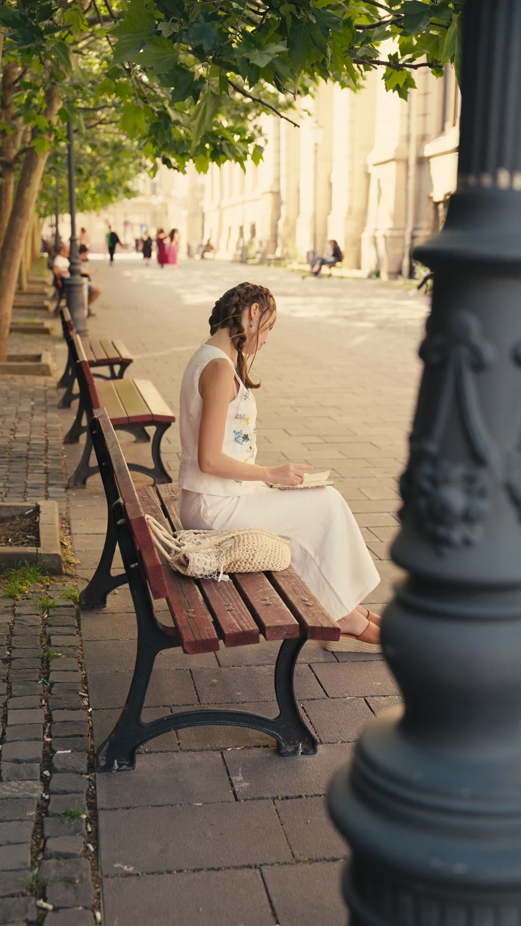 Áo vest linen thêu tay thời trang Hity